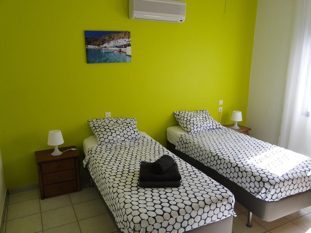 Bungalow Gialova Ngoại thất bức ảnh